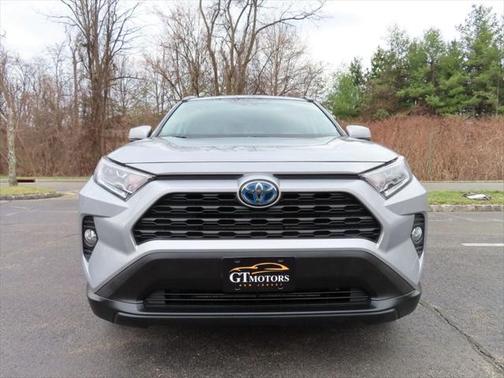 2019 Toyota RAV4 Hybrid XLE