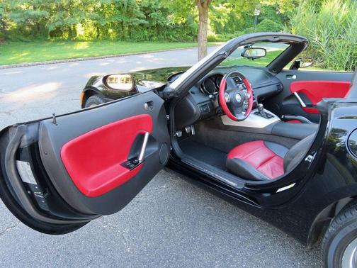 2007 Saturn Sky 2dr Convertible