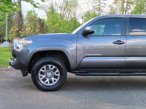 2016 Toyota Tacoma SR5