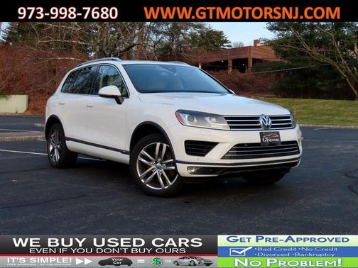 2016 Volkswagen Touareg VR6 Lux