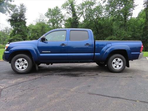 2015 Toyota Tacoma Base