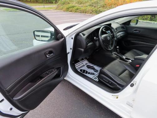 2014 Acura ILX 2.4L w/Premium Package