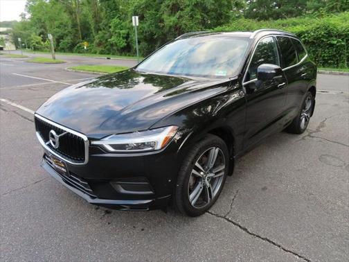 2019 Volvo XC60 T5 Momentum