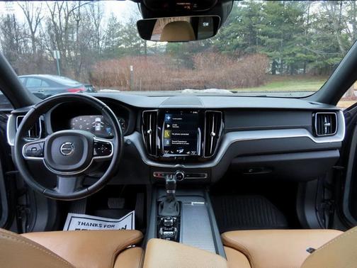 2019 Volvo XC60 T5 Inscription