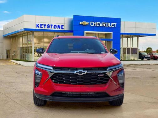 Apex Red 2026 Chevrolet Trax FWD 2RS