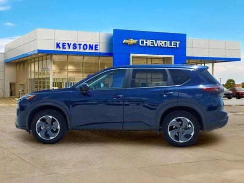 Deep Ocean Blue Pearl 2024 Nissan Rogue SV