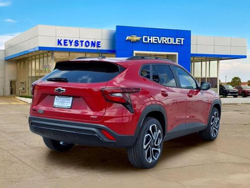 Apex Red 2026 Chevrolet Trax FWD 2RS