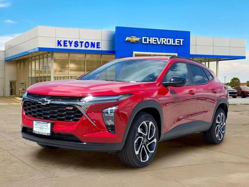Apex Red 2026 Chevrolet Trax FWD 2RS