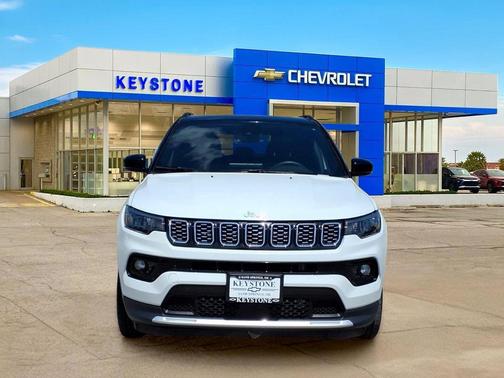 Bright White Clearcoat 2025 Jeep Compass Limited