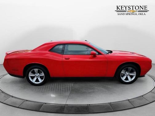 2022 Dodge Challenger SXT