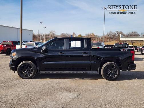 2025 Chevrolet Silverado 1500 Custom