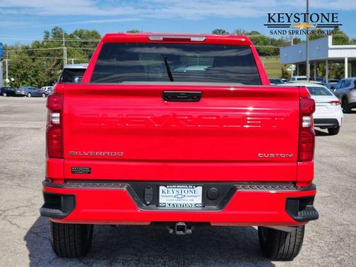 2025 Chevrolet Silverado 1500 Custom