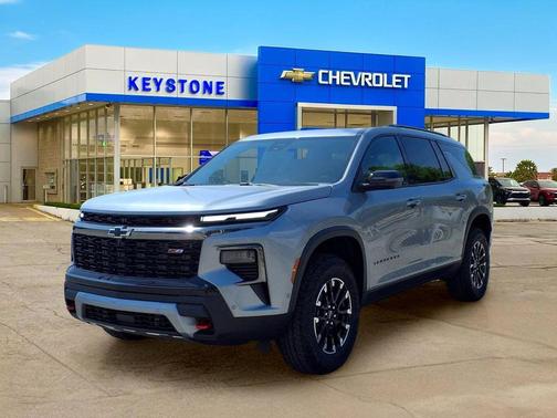 Sterling Gray Metallic 2026 Chevrolet Traverse AWD Z71