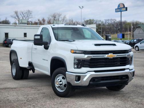 Summit White 2025 Chevrolet Silverado 3500 LT Truck