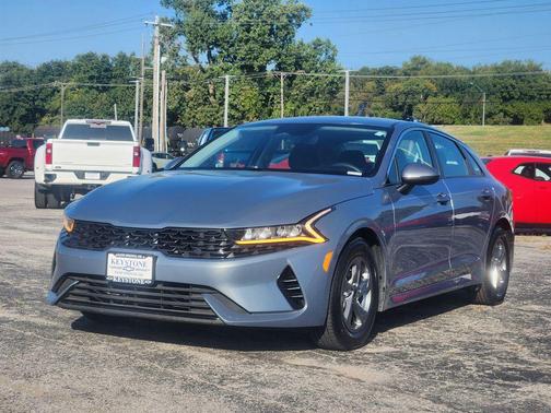 2023 Kia K5 LXS