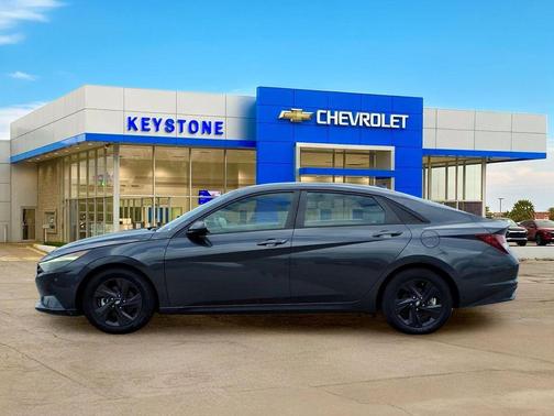 Portofino Gray 2022 Hyundai ELANTRA SEL