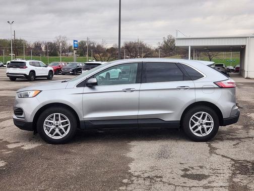 Iconic Silver Metallic 2024 Ford Edge SEL