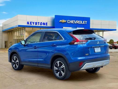 Lightning Blue Metallic 2024 Mitsubishi Eclipse Cross SE