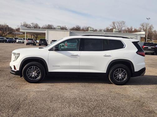 Summit White 2025 GMC Acadia FWD Elevation