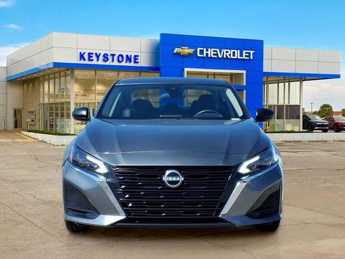 Gun Metallic 2025 Nissan Altima SV FWD