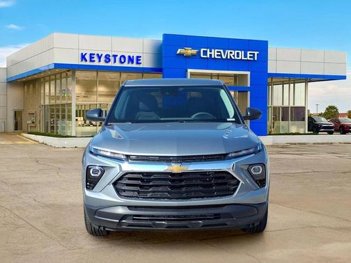 Sterling Gray Metallic 2026 Chevrolet Trailblazer LS