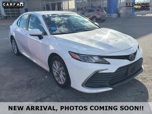 2024 Toyota Camry LE
