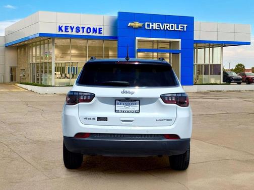 Bright White Clearcoat 2025 Jeep Compass Limited