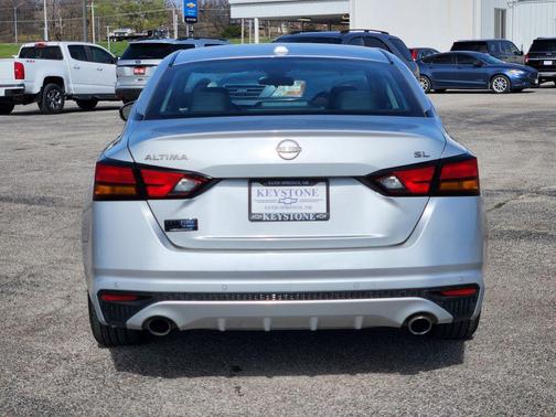 2023 Nissan Altima 2.5 SL