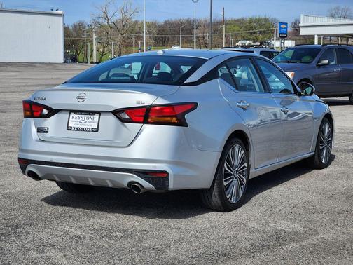 2023 Nissan Altima 2.5 SL