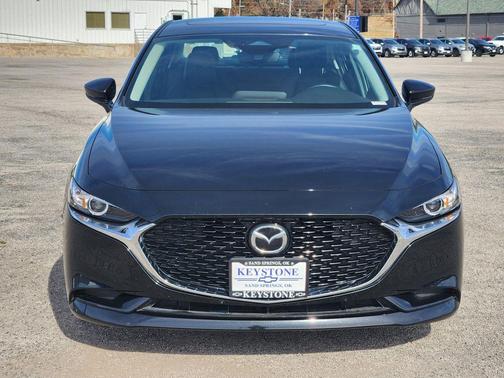 2025 Mazda Mazda3 FWD w/Preferred Package