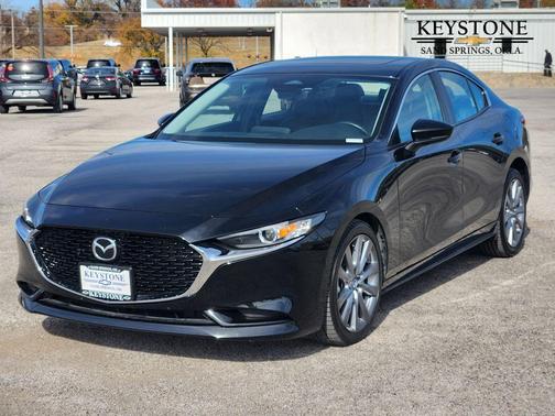 2025 Mazda Mazda3 FWD w/Preferred Package