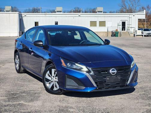 2024 Nissan Altima S FWD