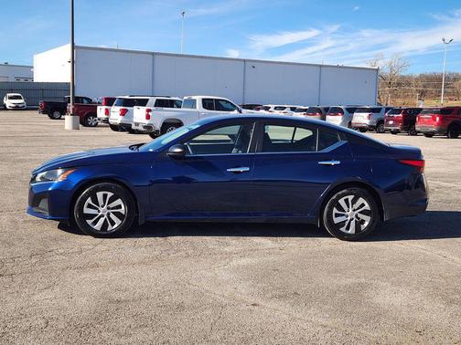 2024 Nissan Altima S FWD