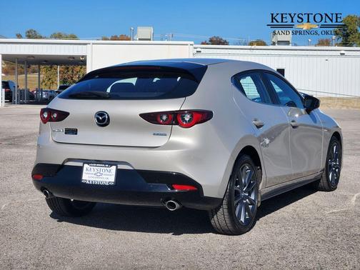 2024 Mazda Mazda3 FWD w/Preferred Package