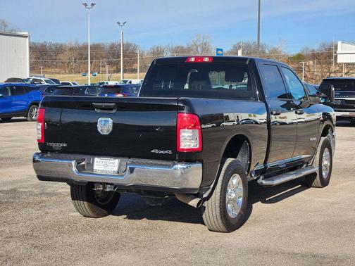 2024 RAM 2500 Big Horn Crew Cab 4x4 6'4' Box