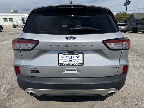 2020 Ford Escape Titanium