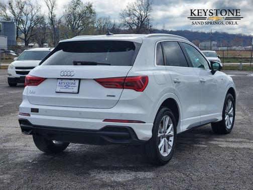 2023 Audi Q3 Premium 45 TFSI S line quattro Tiptronic