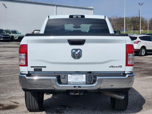 2023 RAM 2500 Big Horn Crew Cab 4x4 6'4' Box