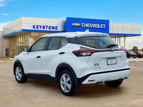 Fresh Powder 2024 Nissan Kicks S