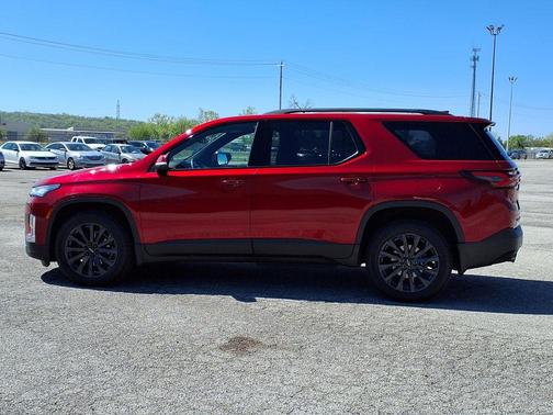 Radiant Red Tintcoat 2023 Chevrolet Traverse RS