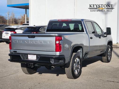 2026 Chevrolet Silverado 2500 Custom