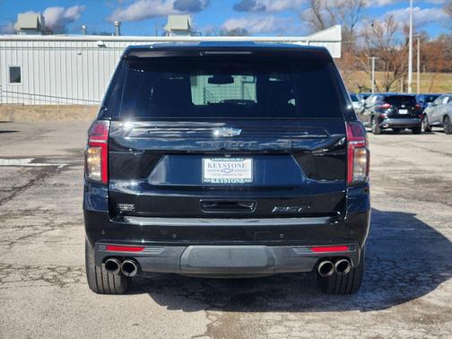2023 Chevrolet Tahoe 4WD RST