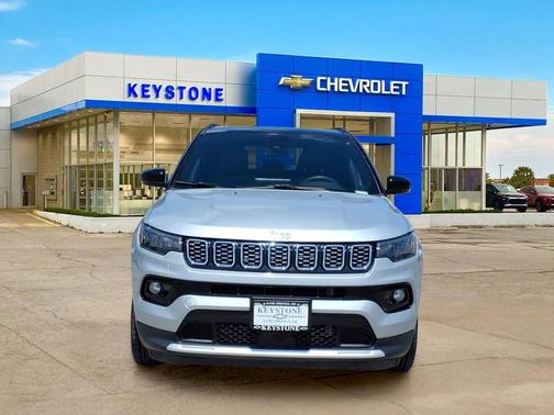 Silver Zynith Metallic Clearcoat 2025 Jeep Compass Limited
