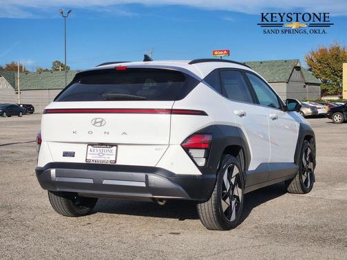 2024 Hyundai KONA Limited