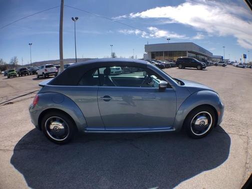 2016 Volkswagen Beetle 1.8T Denim
