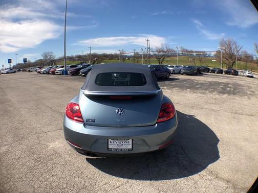 2016 Volkswagen Beetle 1.8T Denim