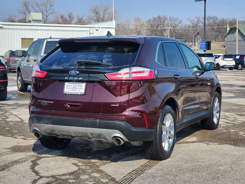 2024 Ford Edge Titanium