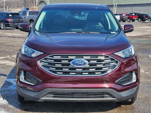 Burgundy Velvet Metallic Tinted Clearcoat 2024 Ford Edge Titanium
