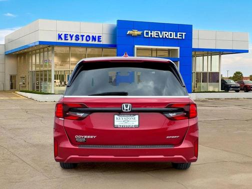 Radiant Red Metallic II 2025 Honda Odyssey Sport-L