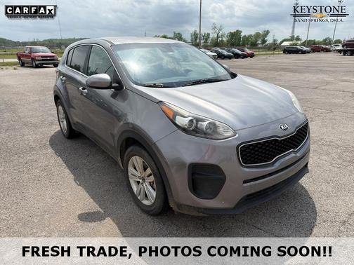 Mineral Silver 2019 Kia Sportage LX